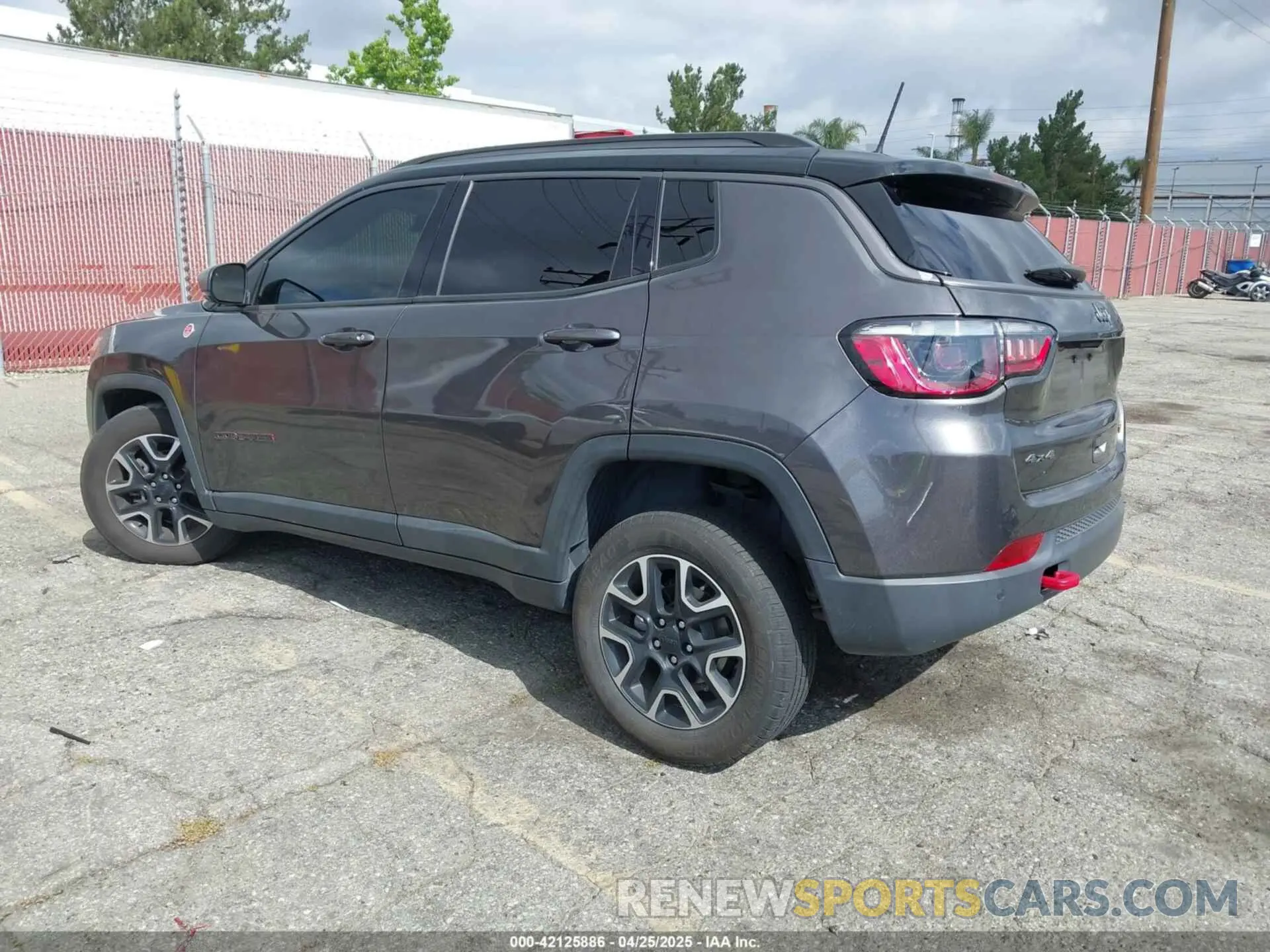 3 Фотография поврежденного автомобиля 3C4NJDDB6MT561074 JEEP COMPASS 2021