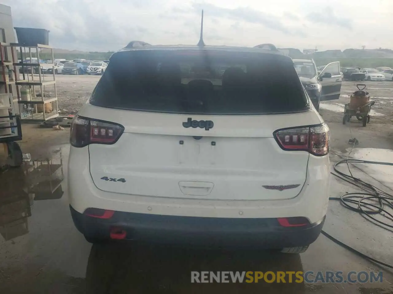 6 Photograph of a damaged car 3C4NJDDB6MT564704 JEEP COMPASS 2021
