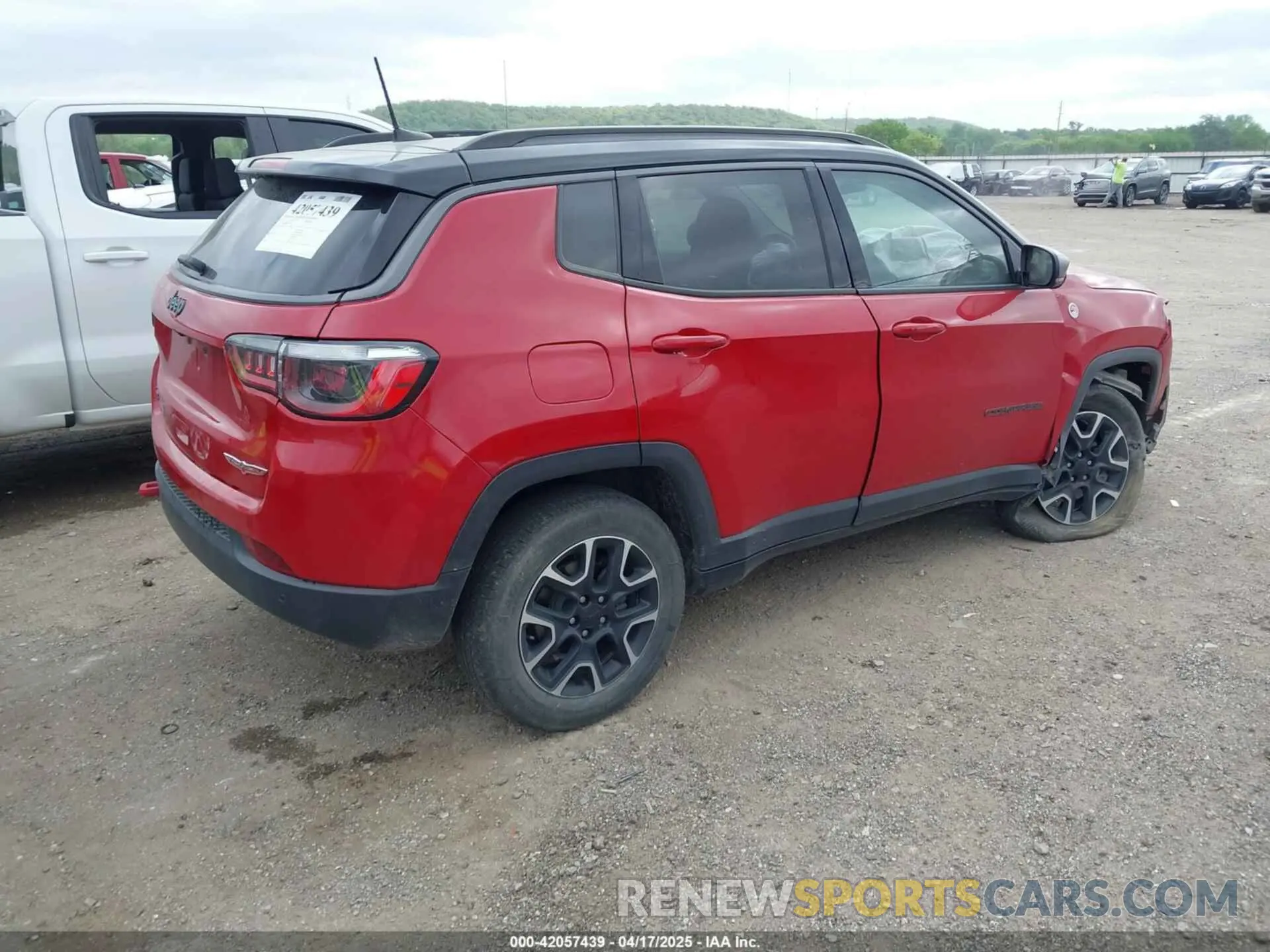 4 Фотография поврежденного автомобиля 3C4NJDDB6MT574374 JEEP COMPASS 2021