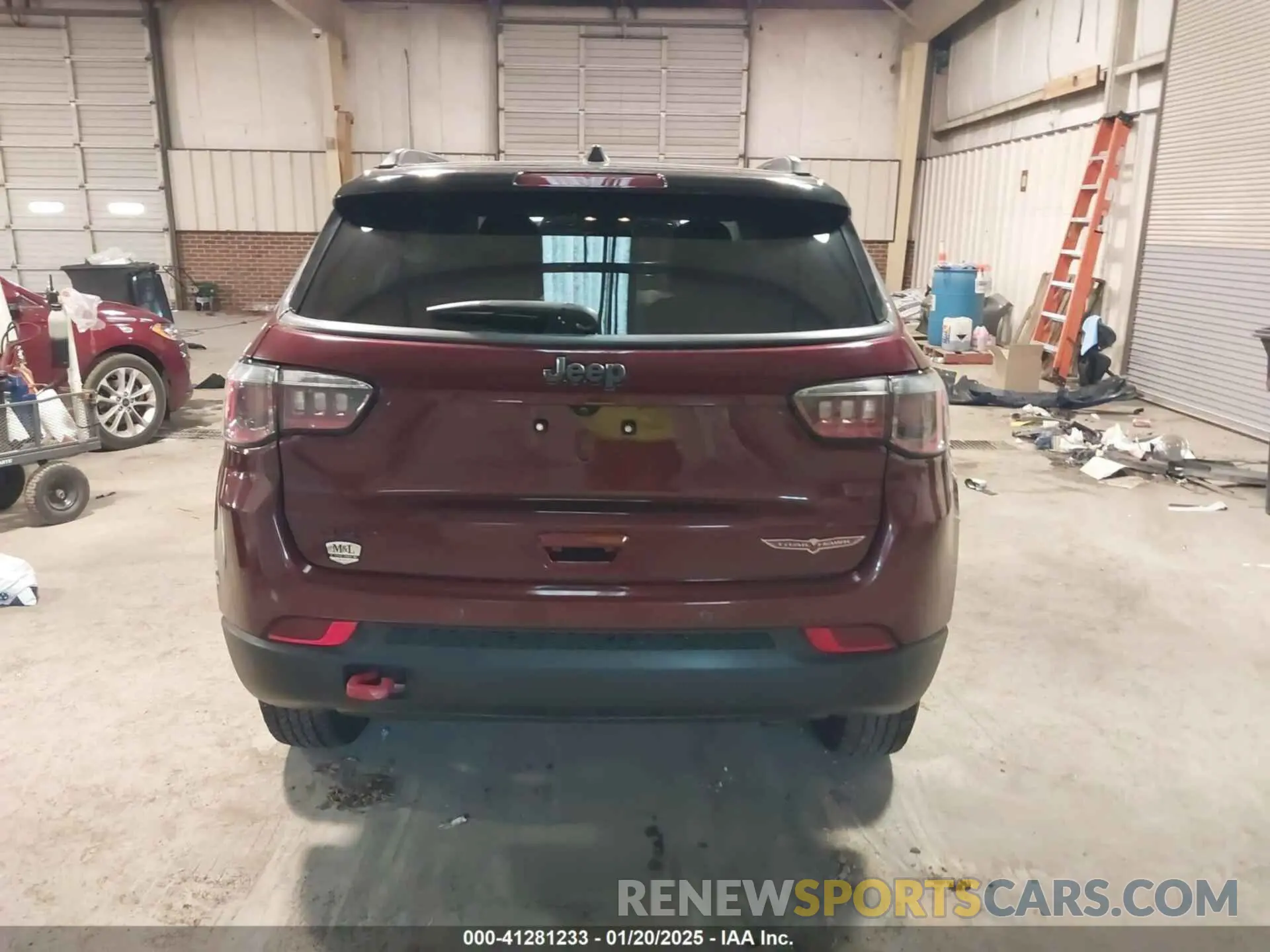16 Photograph of a damaged car 3C4NJDDB6MT589148 JEEP COMPASS 2021