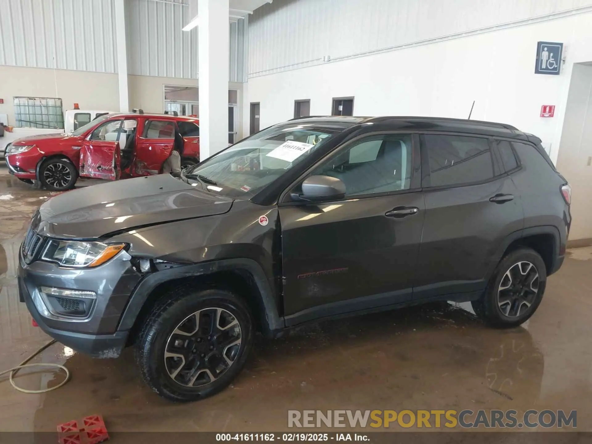 14 Photograph of a damaged car 3C4NJDDB7MT564422 JEEP COMPASS 2021