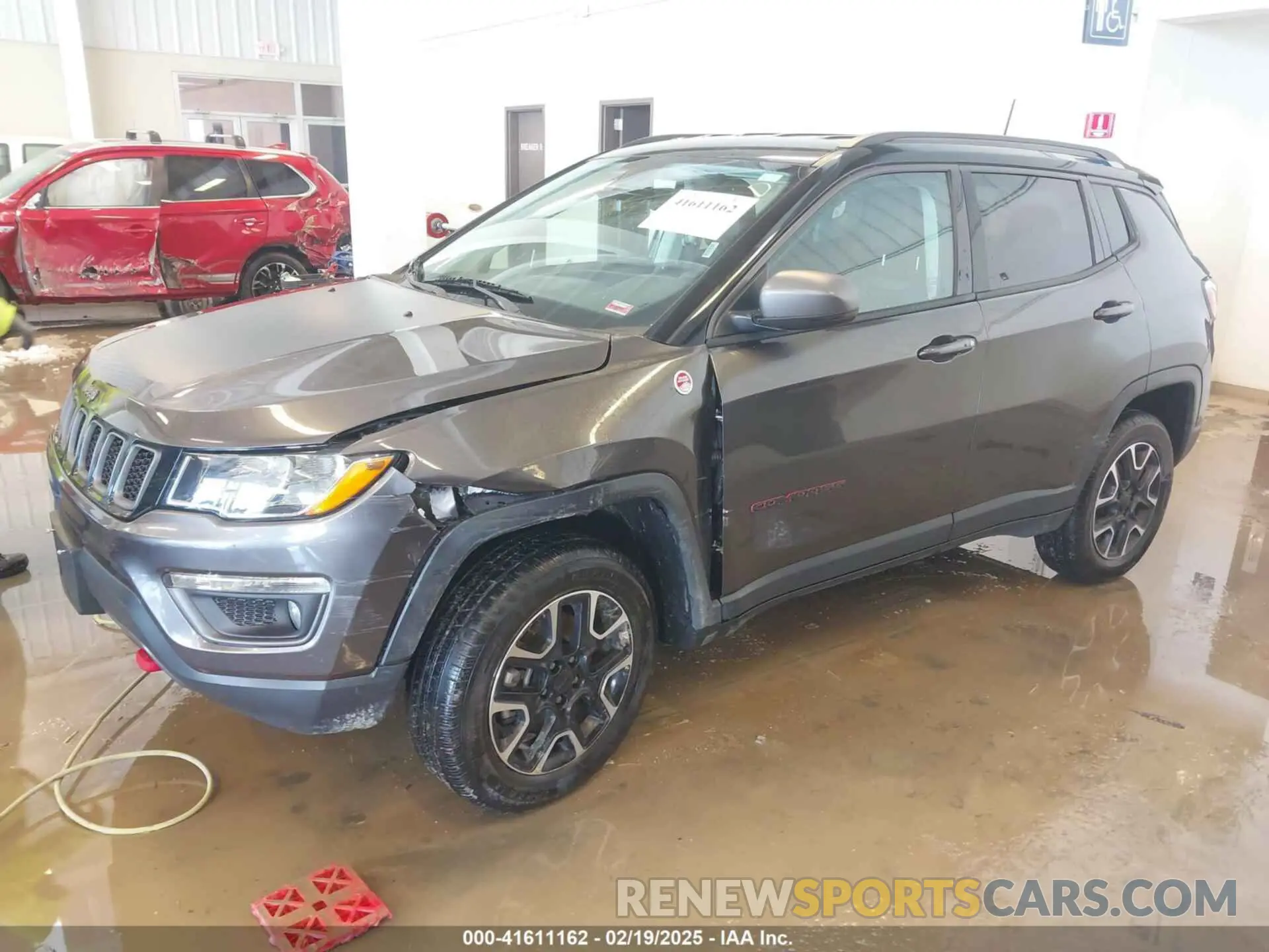 2 Photograph of a damaged car 3C4NJDDB7MT564422 JEEP COMPASS 2021