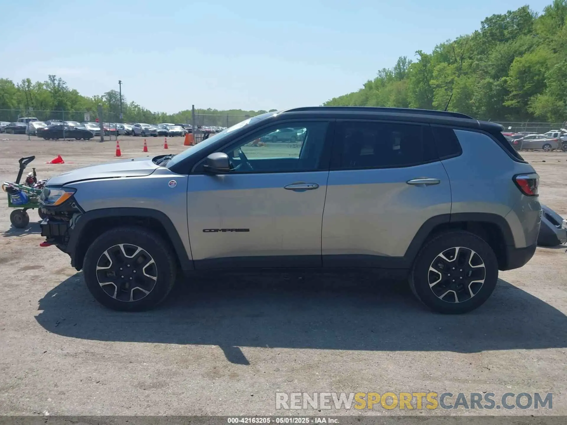 15 Photograph of a damaged car 3C4NJDDB7MT590390 JEEP COMPASS 2021