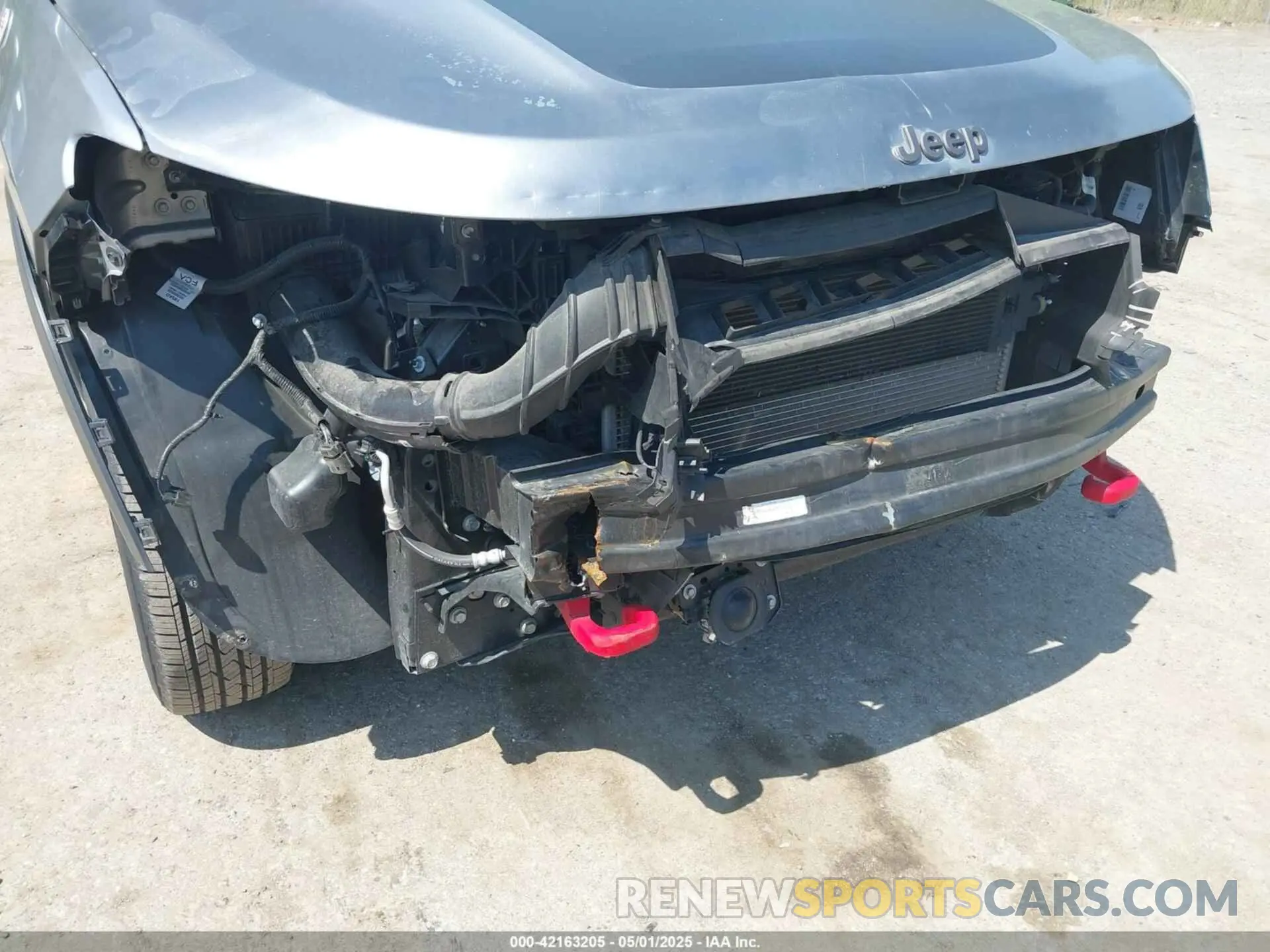 6 Photograph of a damaged car 3C4NJDDB7MT590390 JEEP COMPASS 2021