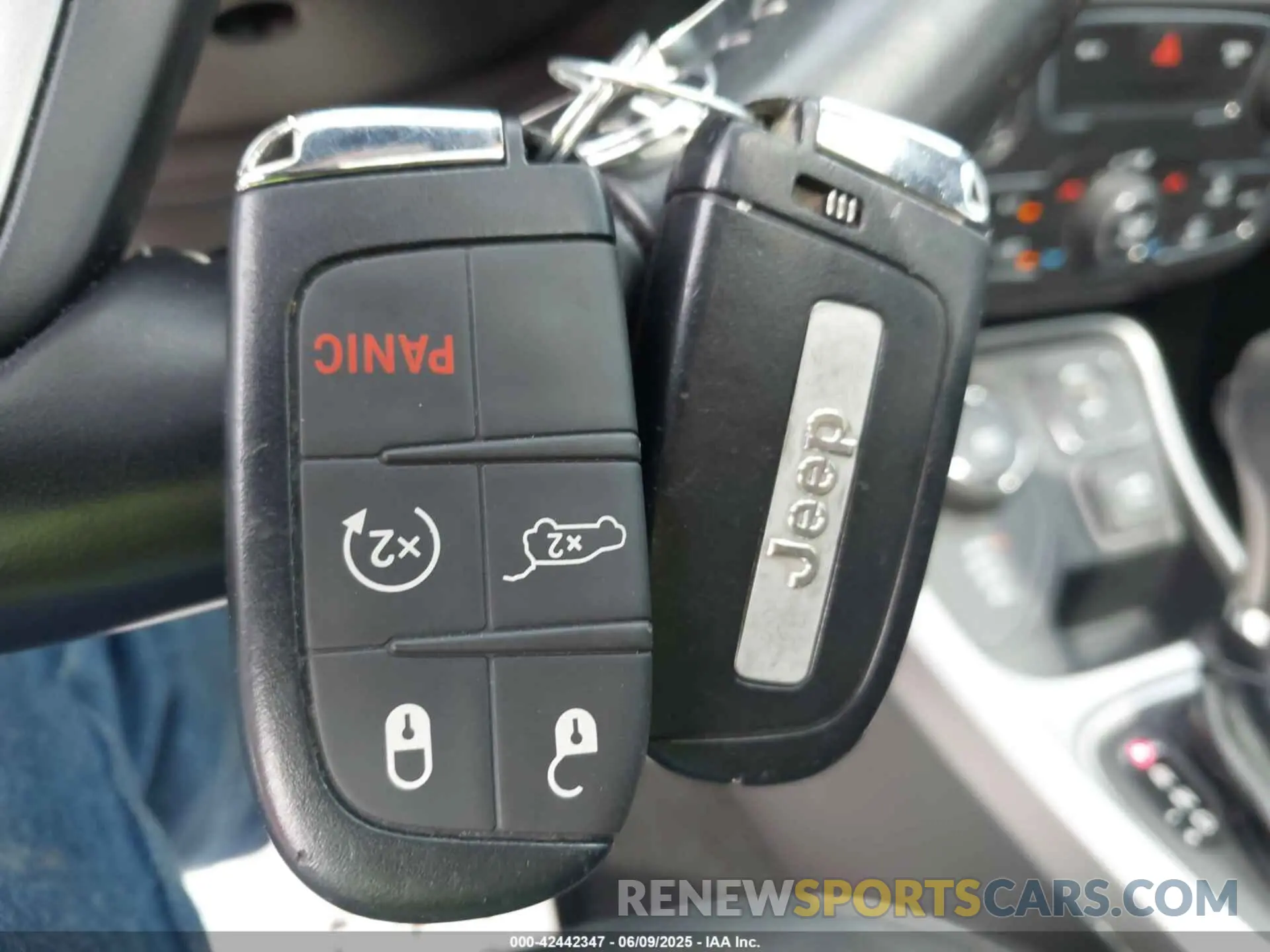 11 Photograph of a damaged car 3C4NJDEB0MT548139 JEEP COMPASS 2021