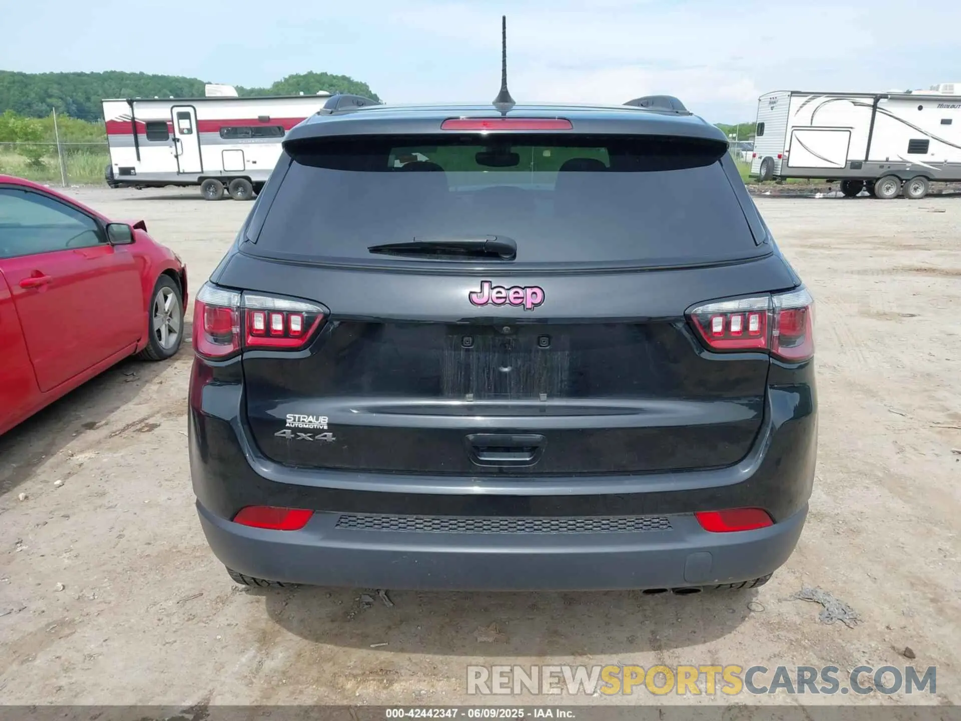 16 Photograph of a damaged car 3C4NJDEB0MT548139 JEEP COMPASS 2021