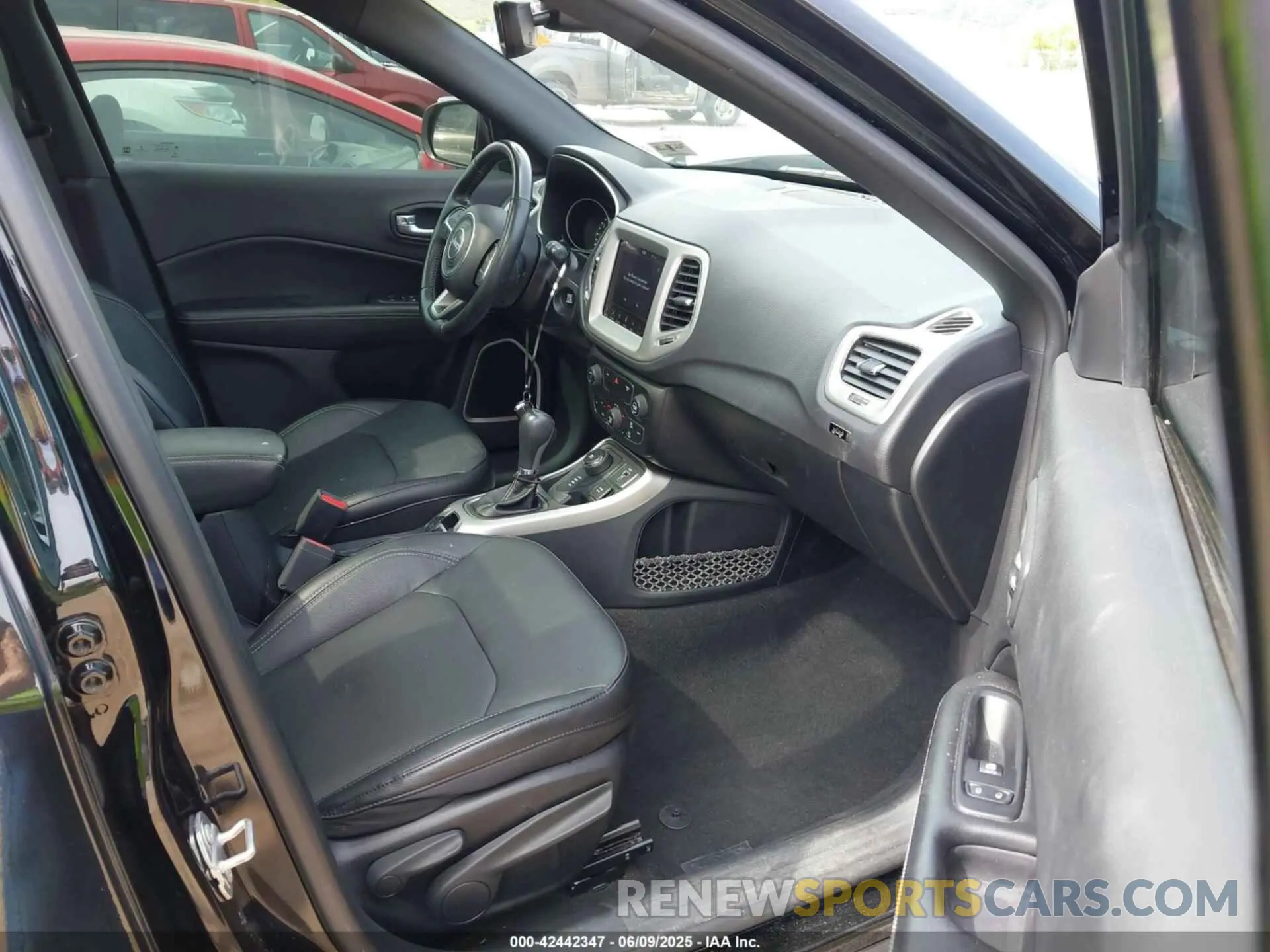 5 Photograph of a damaged car 3C4NJDEB0MT548139 JEEP COMPASS 2021