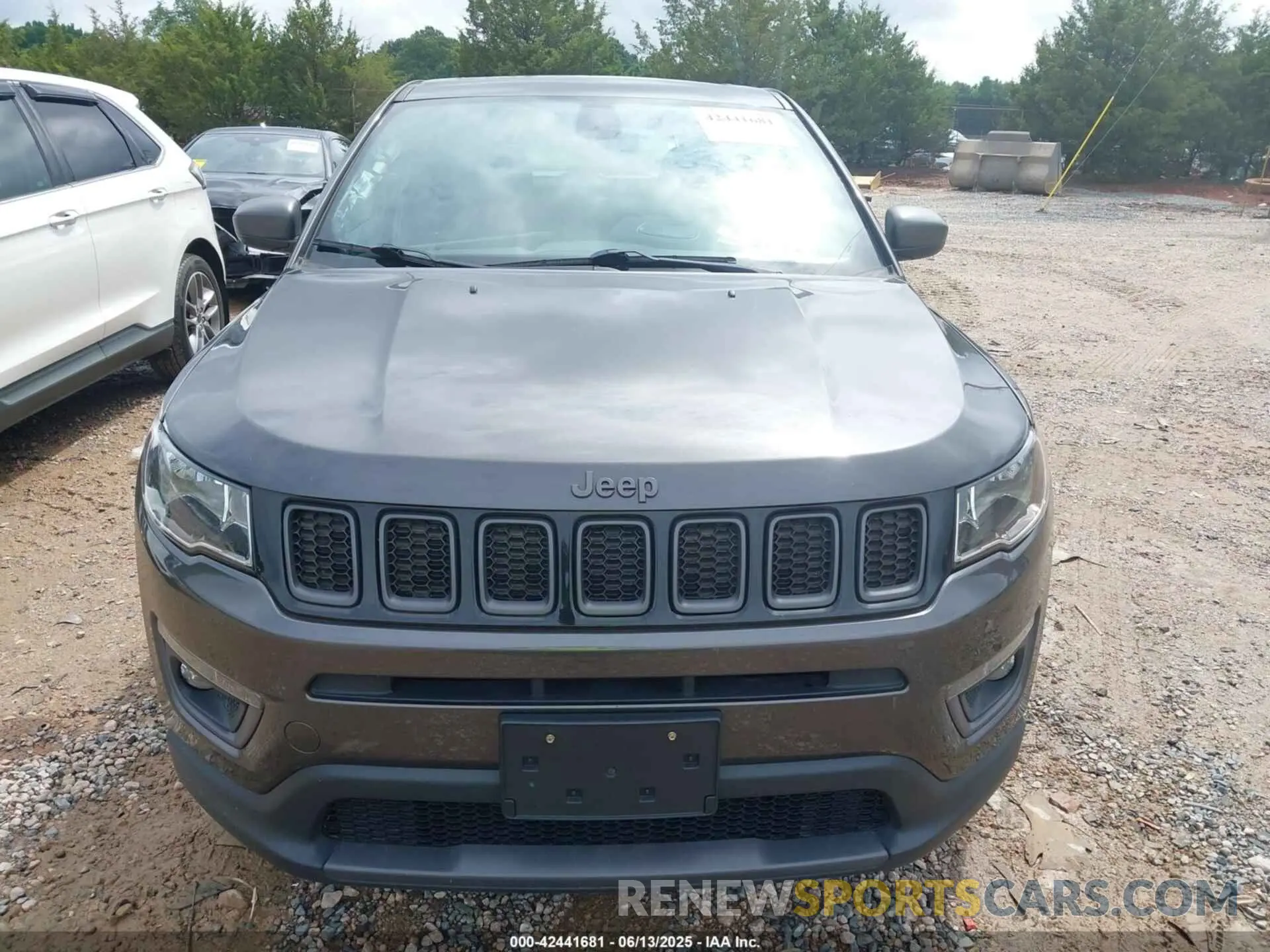 12 Photograph of a damaged car 3C4NJDEB5MT516982 JEEP COMPASS 2021