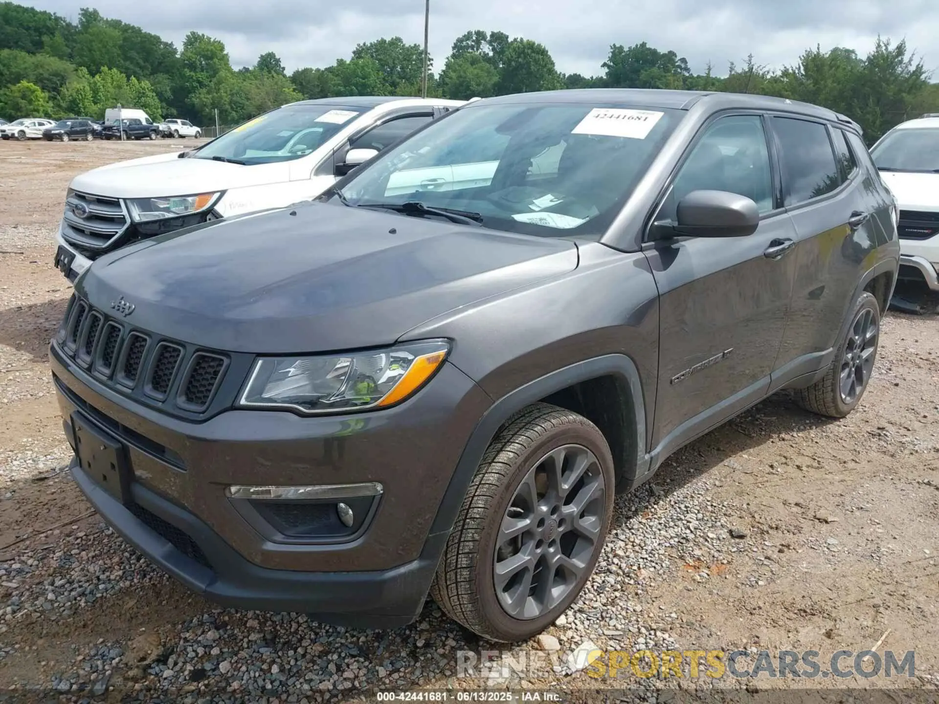 2 Photograph of a damaged car 3C4NJDEB5MT516982 JEEP COMPASS 2021