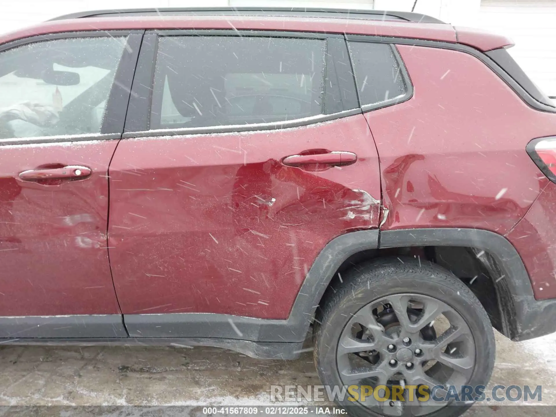 6 Photograph of a damaged car 3C4NJDEB5MT566264 JEEP COMPASS 2021