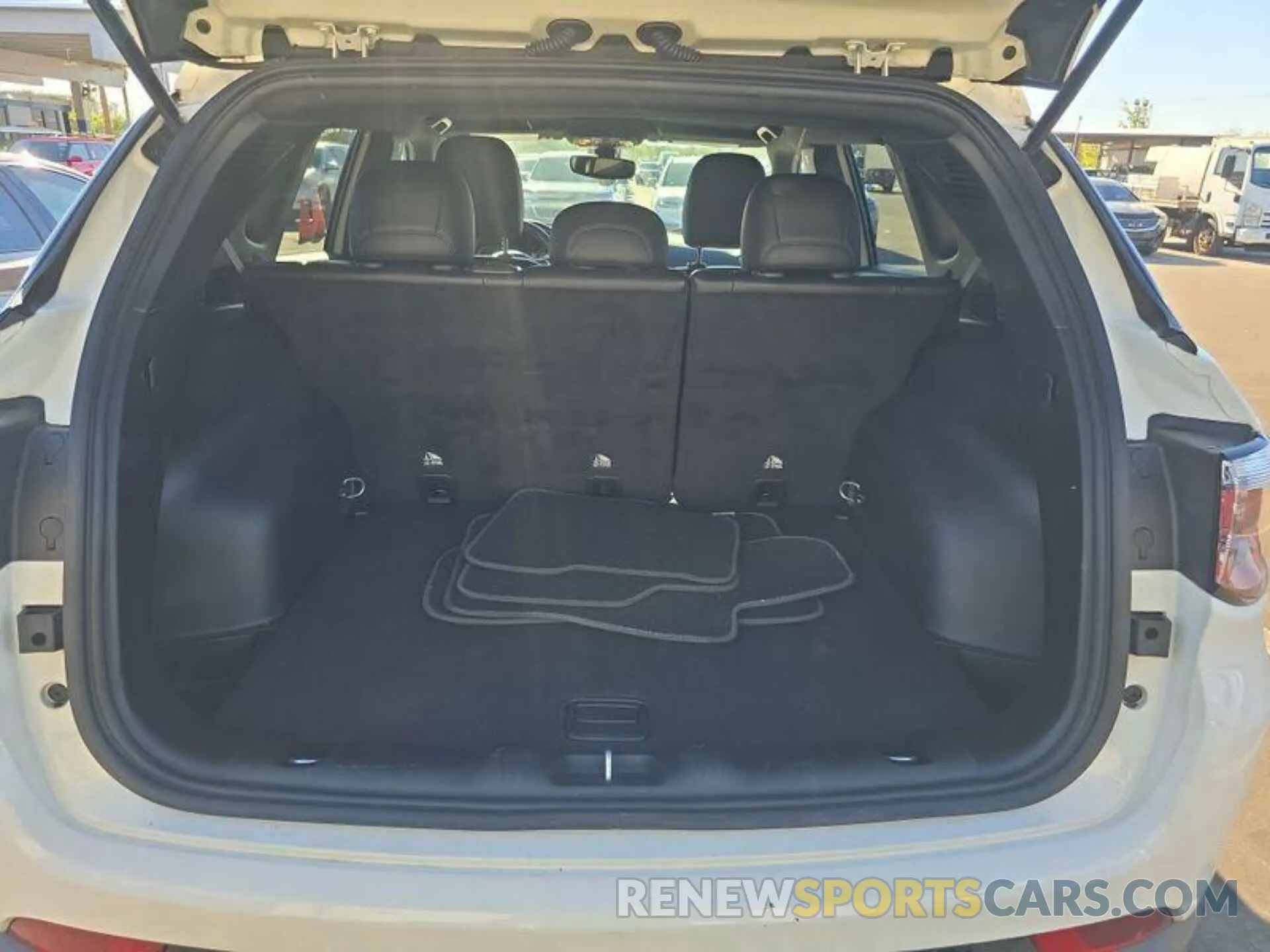 4 Фотография поврежденного автомобиля 3C4NJDEB7MT524999 JEEP COMPASS 2021