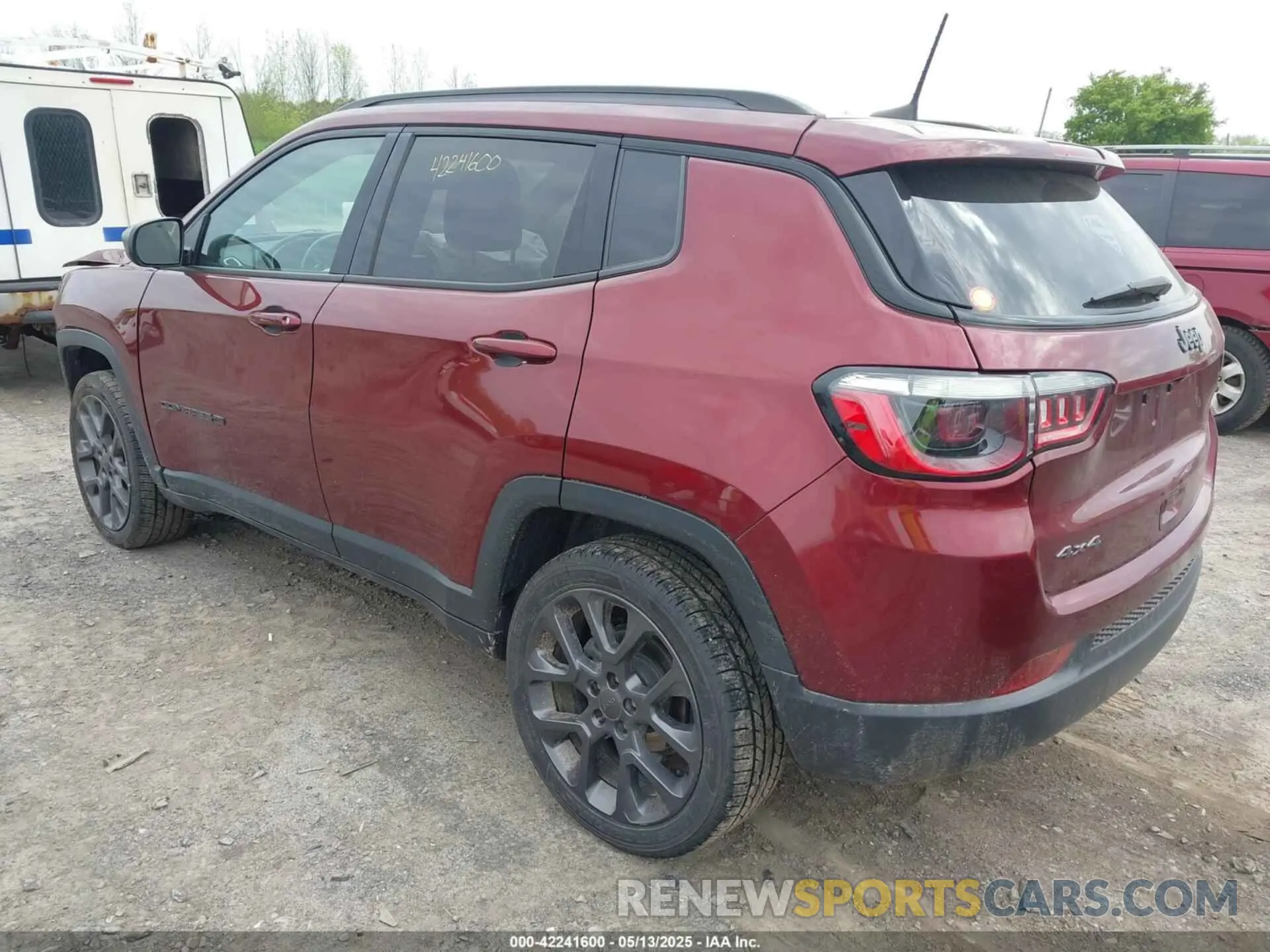 3 Фотография поврежденного автомобиля 3C4NJDEB9MT551945 JEEP COMPASS 2021