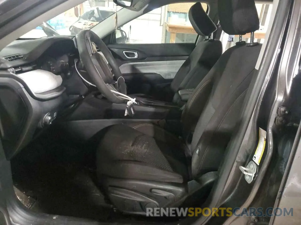 7 Photograph of a damaged car 3C4NJCAB1NT145580 JEEP COMPASS 2022