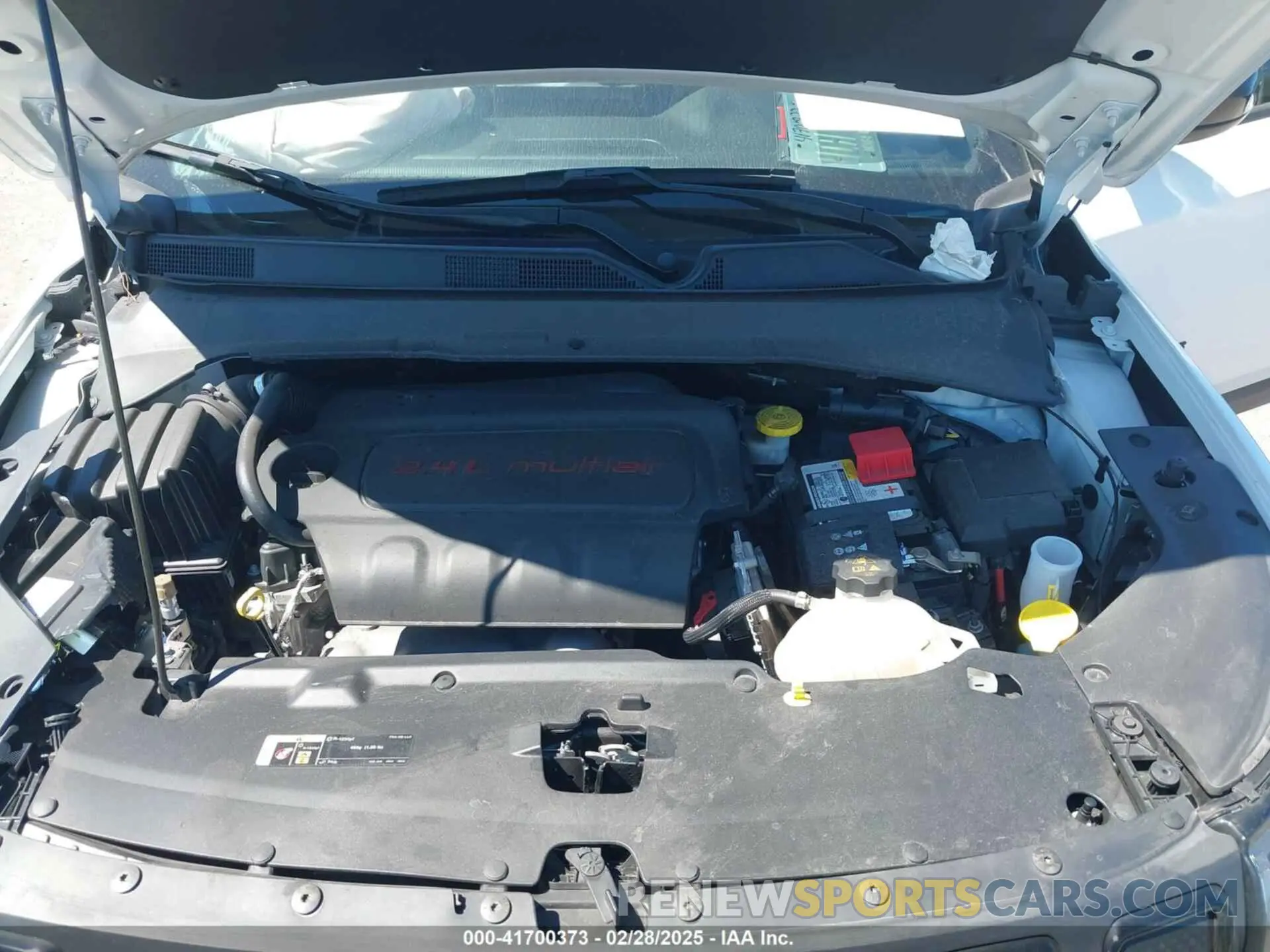 10 Photograph of a damaged car 3C4NJCBB0NT235267 JEEP COMPASS 2022