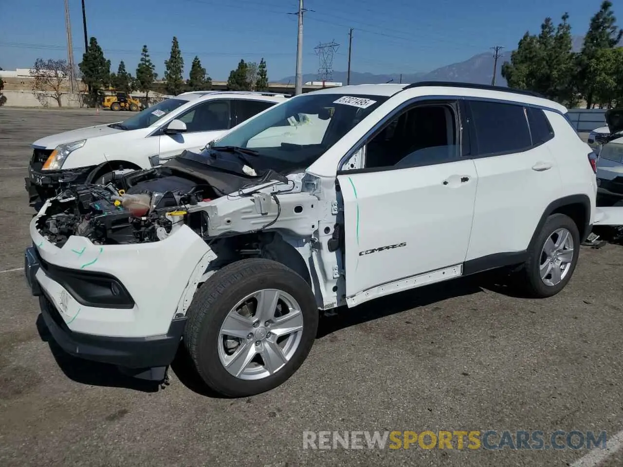 1 Photograph of a damaged car 3C4NJCBB2NT198626 JEEP COMPASS 2022