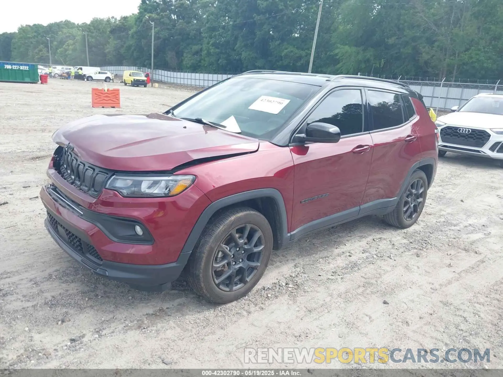 2 Photograph of a damaged car 3C4NJCBB2NT210970 JEEP COMPASS 2022