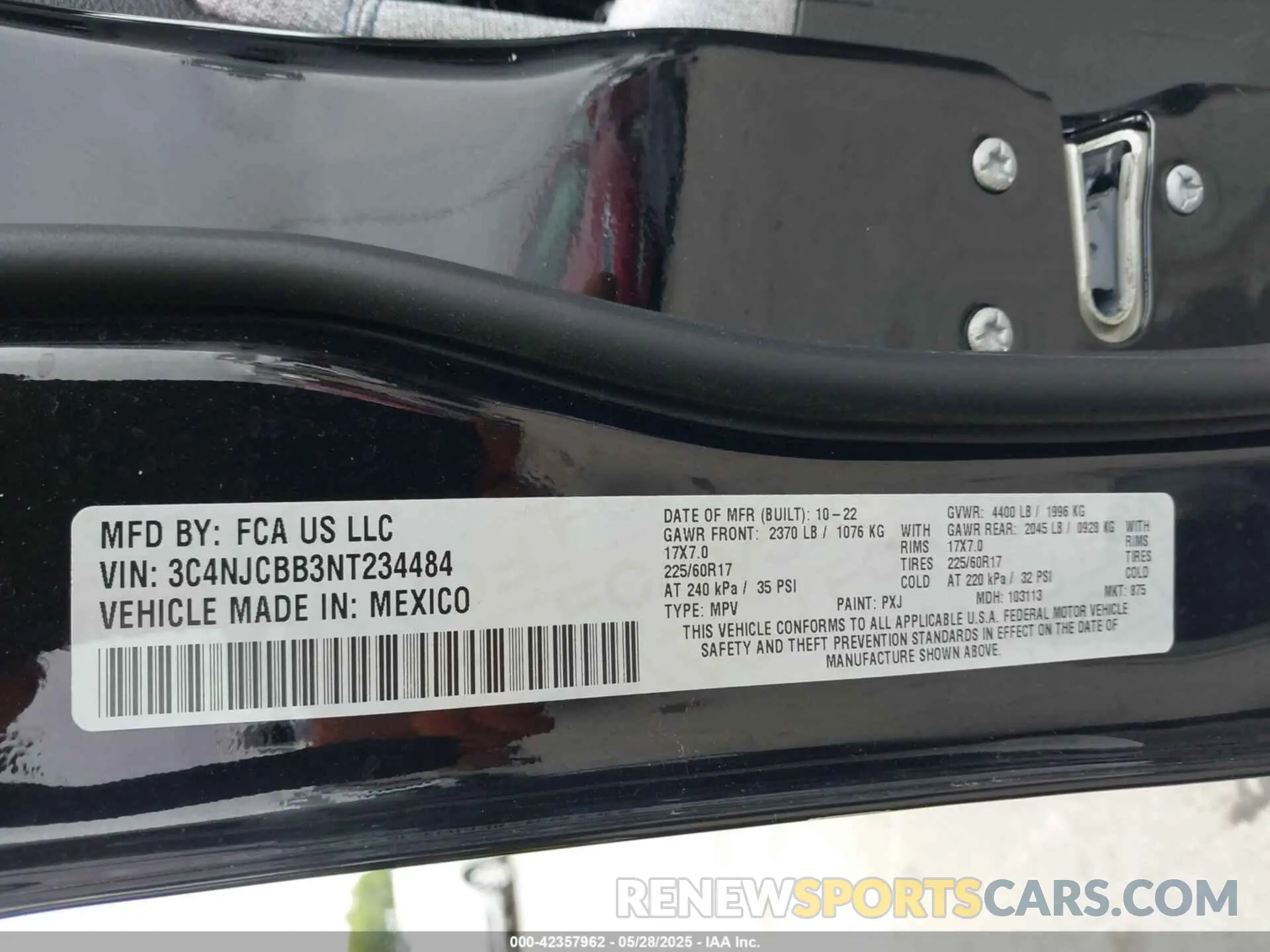 9 Photograph of a damaged car 3C4NJCBB3NT234484 JEEP COMPASS 2022