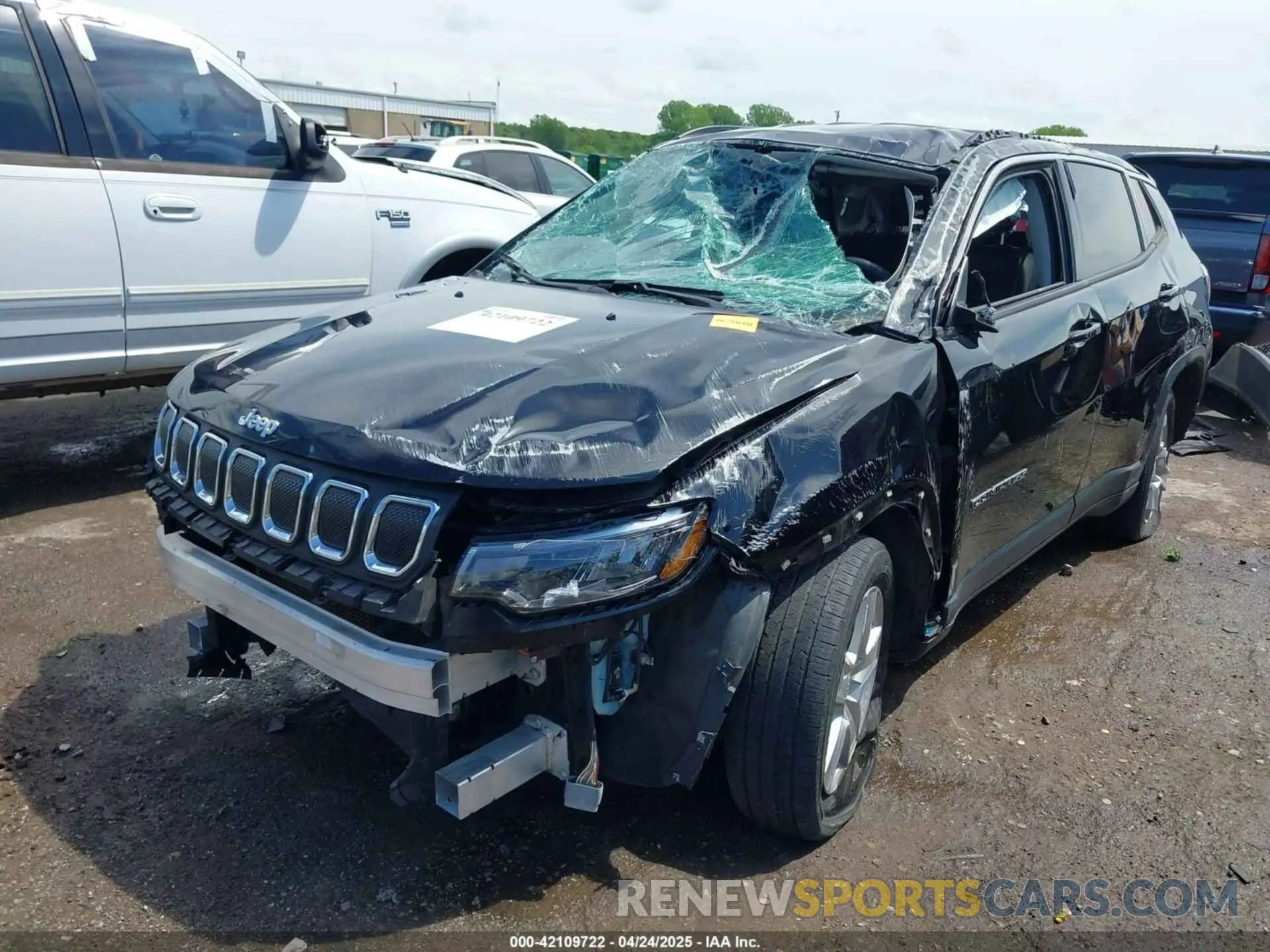 2 Фотография поврежденного автомобиля 3C4NJCBB4NT187403 JEEP COMPASS 2022