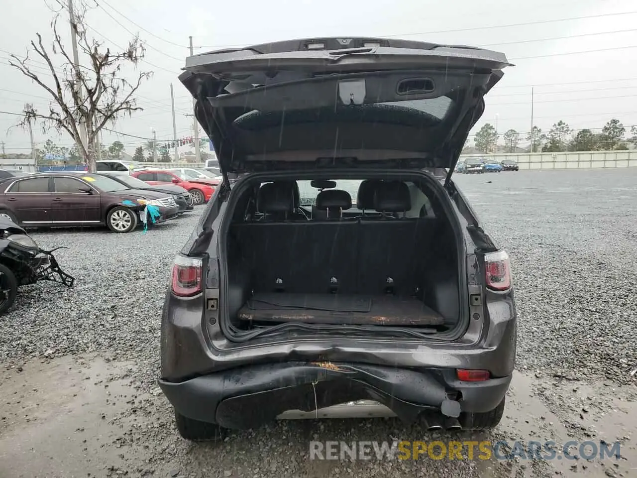 6 Photograph of a damaged car 3C4NJCBB4NT198269 JEEP COMPASS 2022