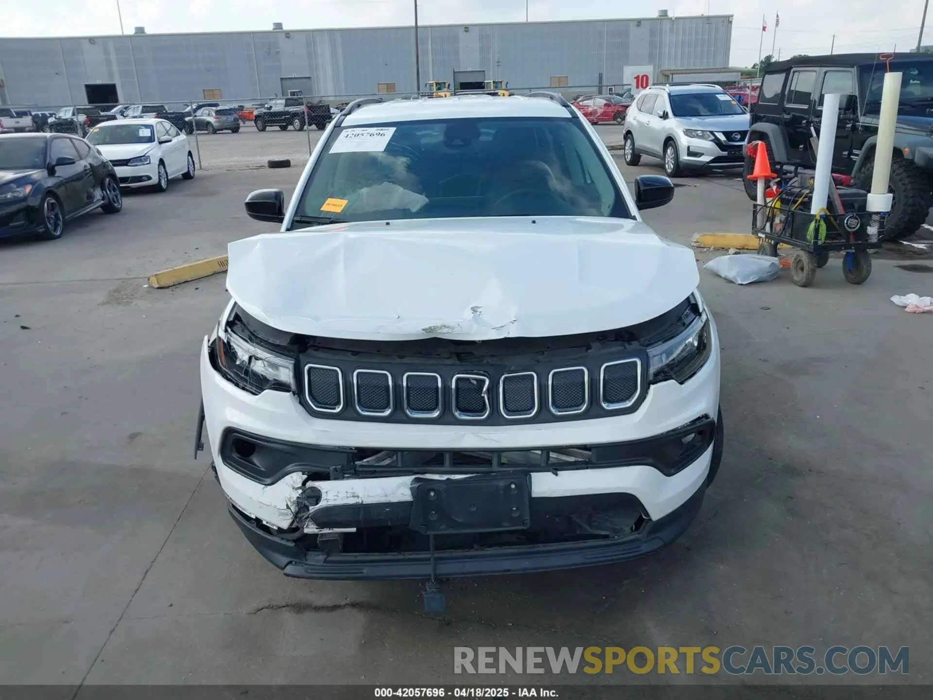 12 Фотография поврежденного автомобиля 3C4NJCBB6NT217940 JEEP COMPASS 2022