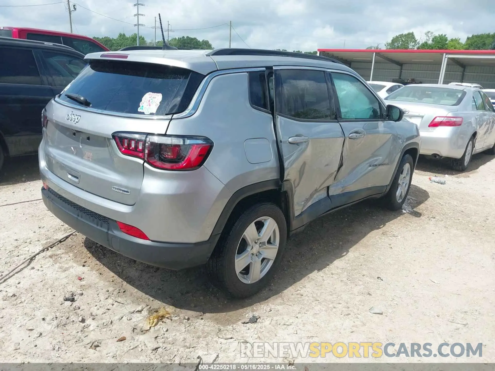 4 Фотография поврежденного автомобиля 3C4NJCBB7NT189257 JEEP COMPASS 2022