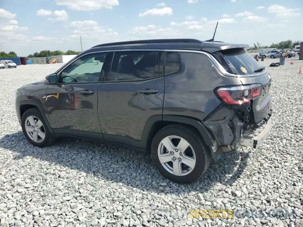 2 Photograph of a damaged car 3C4NJCBB7NT235119 JEEP COMPASS 2022