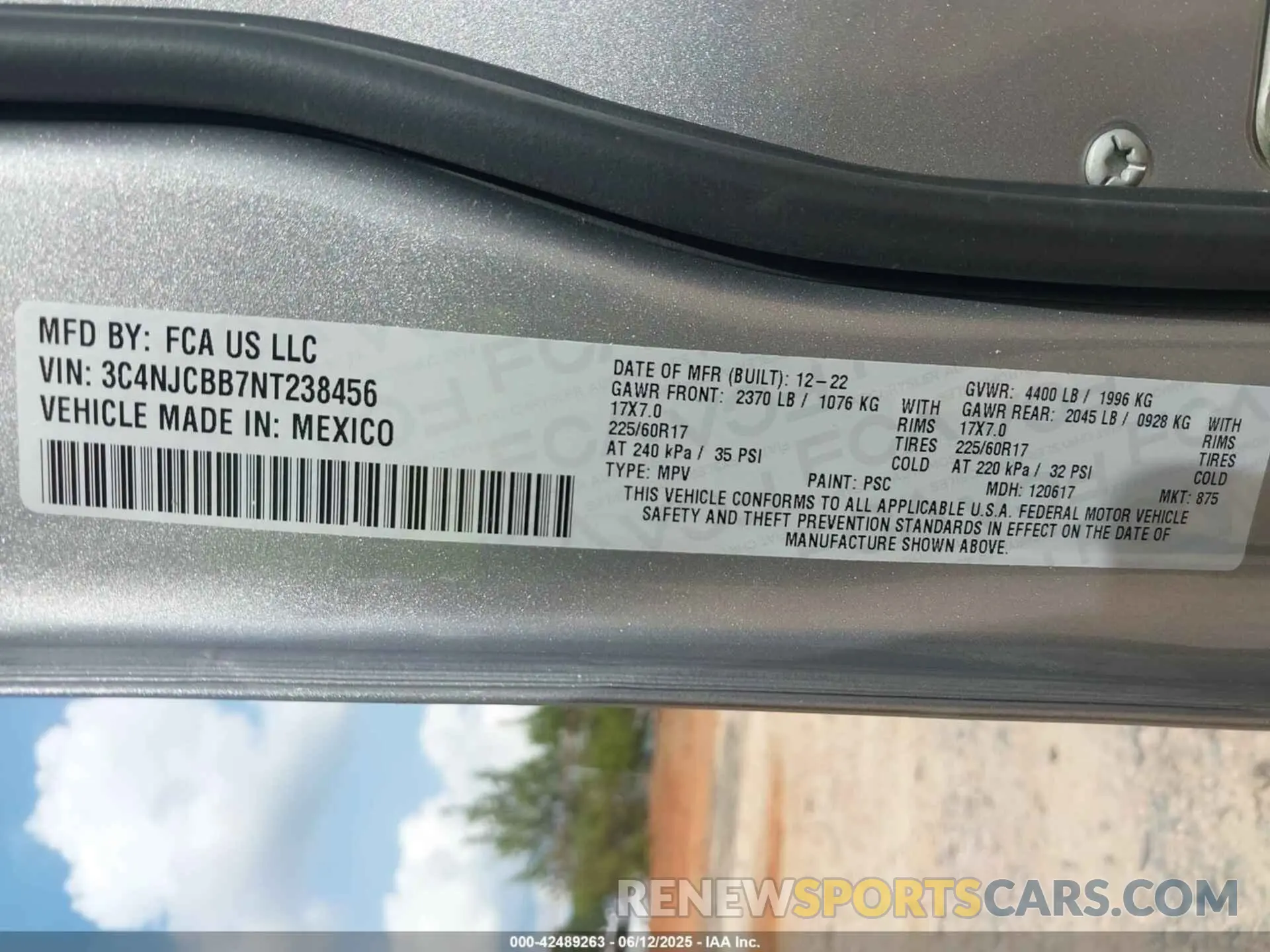 9 Photograph of a damaged car 3C4NJCBB7NT238456 JEEP COMPASS 2022