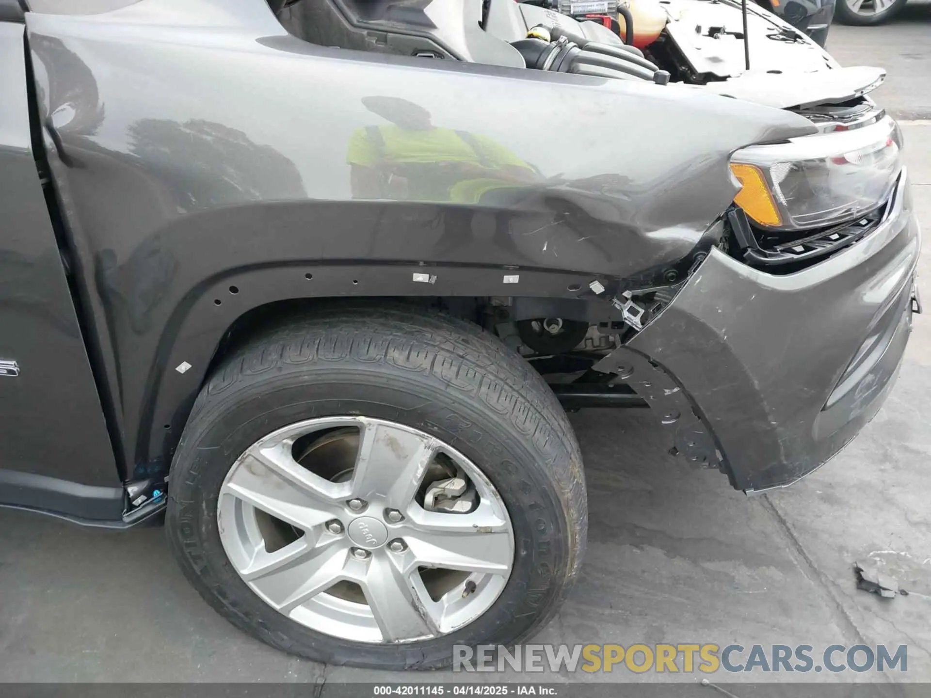 12 Фотография поврежденного автомобиля 3C4NJCBB8NT188411 JEEP COMPASS 2022