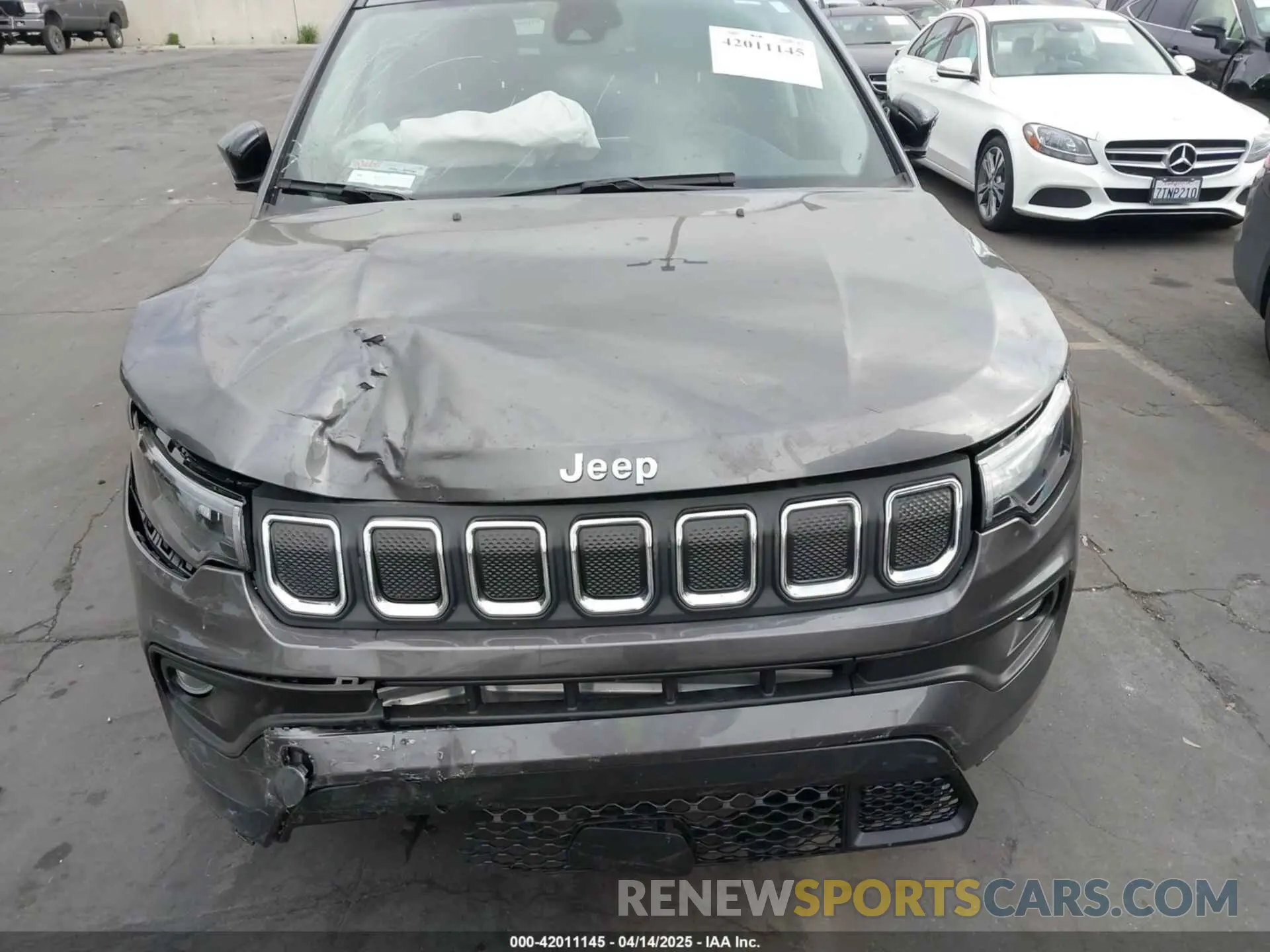 13 Фотография поврежденного автомобиля 3C4NJCBB8NT188411 JEEP COMPASS 2022