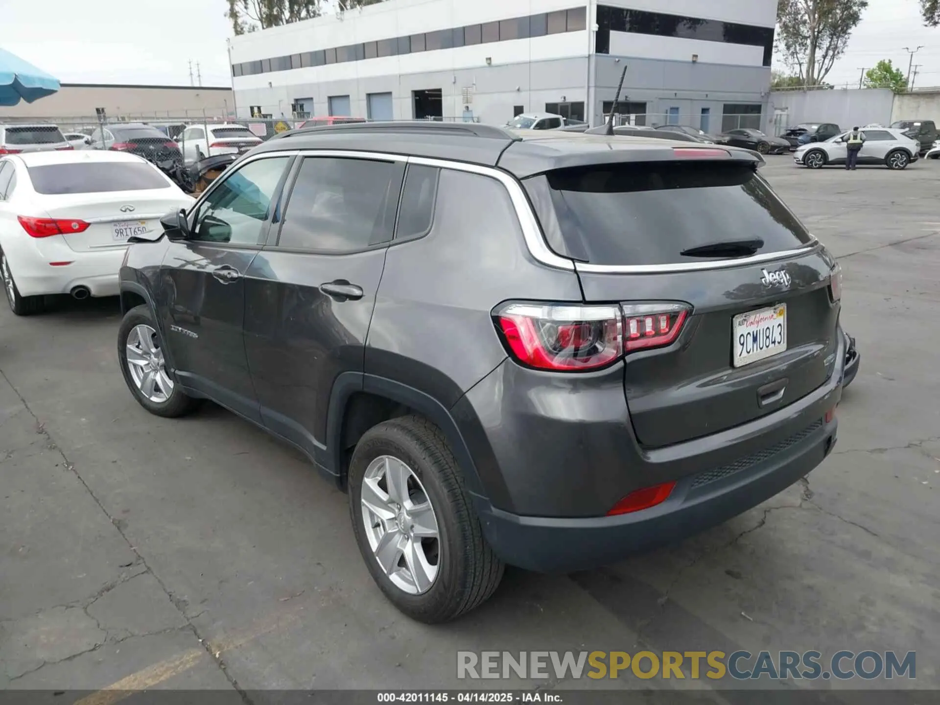 3 Фотография поврежденного автомобиля 3C4NJCBB8NT188411 JEEP COMPASS 2022