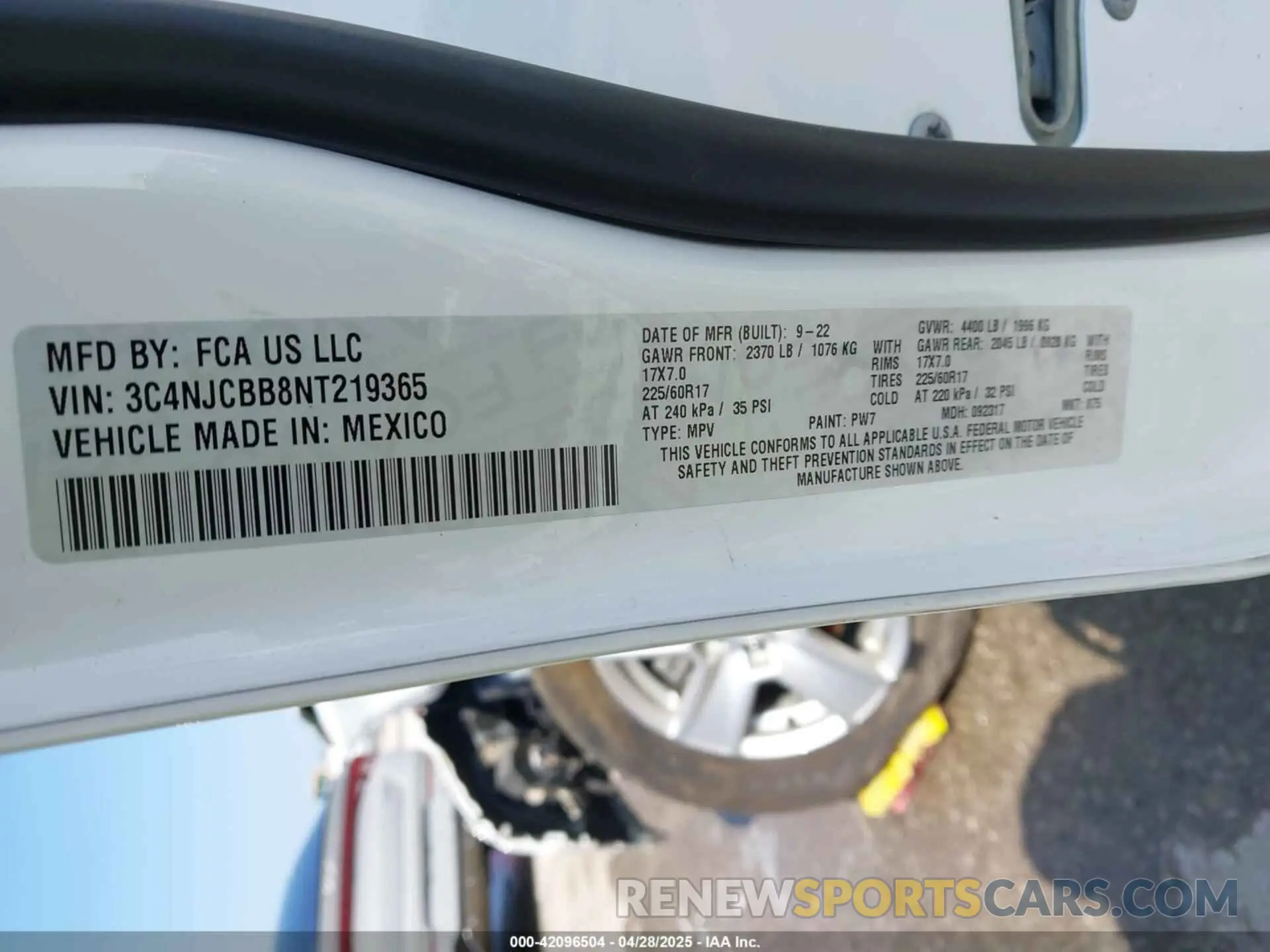 9 Photograph of a damaged car 3C4NJCBB8NT219365 JEEP COMPASS 2022