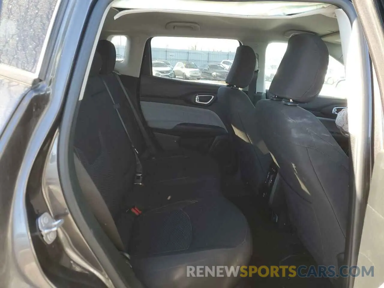 11 Фотография поврежденного автомобиля 3C4NJDABXNT120425 JEEP COMPASS 2022