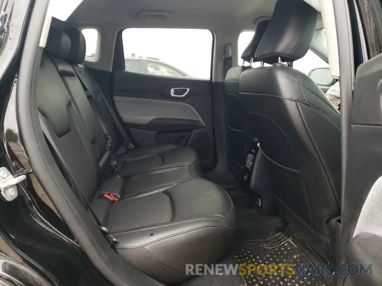 10 Фотография поврежденного автомобиля 3C4NJDBB1NT124880 JEEP COMPASS 2022