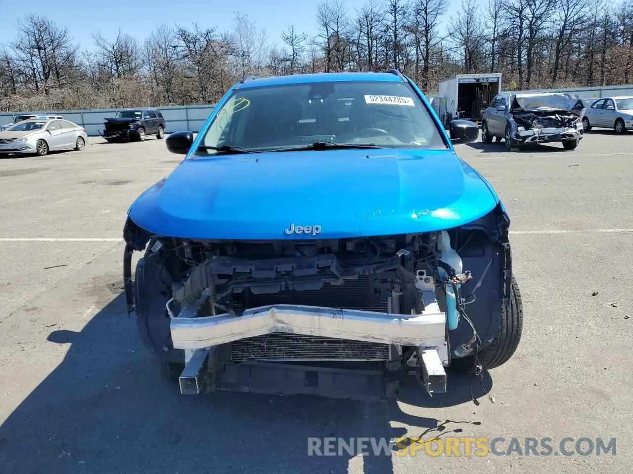 5 Photograph of a damaged car 3C4NJDBB1NT127245 JEEP COMPASS 2022