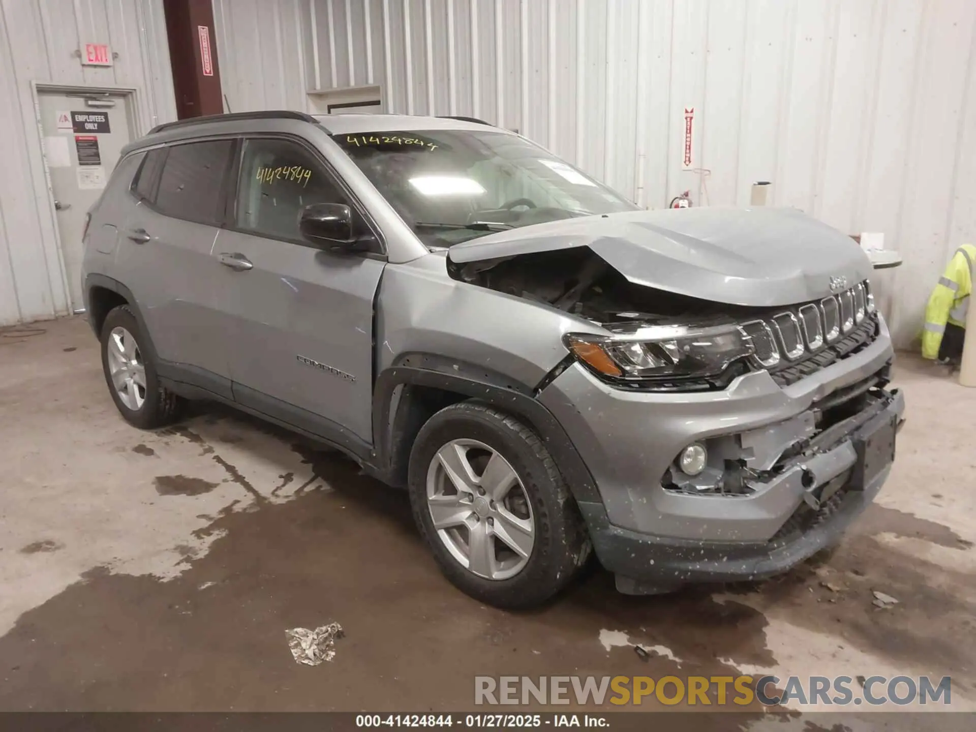 1 Фотография поврежденного автомобиля 3C4NJDBB1NT164537 JEEP COMPASS 2022
