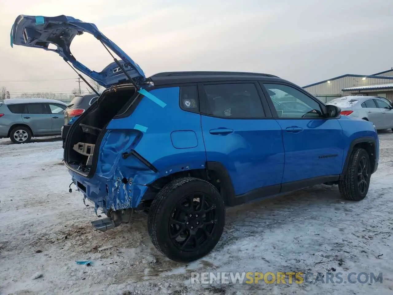 3 Photograph of a damaged car 3C4NJDBB2NT185753 JEEP COMPASS 2022
