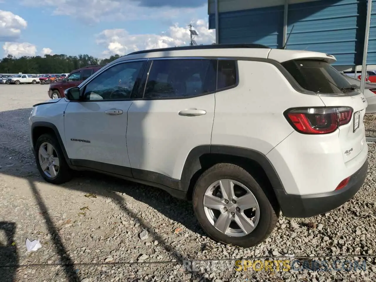 2 Photograph of a damaged car 3C4NJDBB2NT207685 JEEP COMPASS 2022
