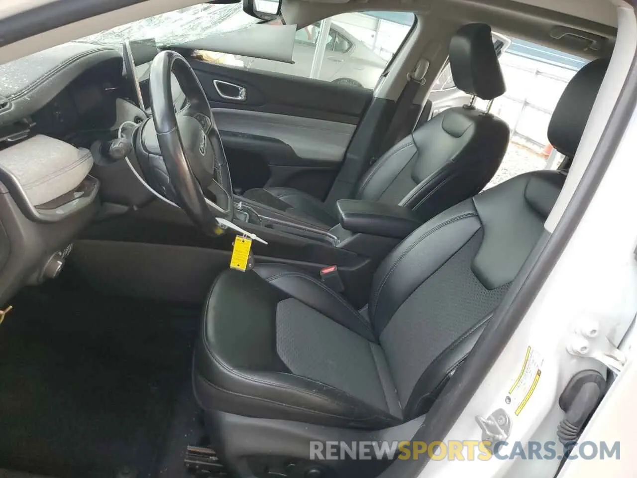 7 Photograph of a damaged car 3C4NJDBB2NT207685 JEEP COMPASS 2022