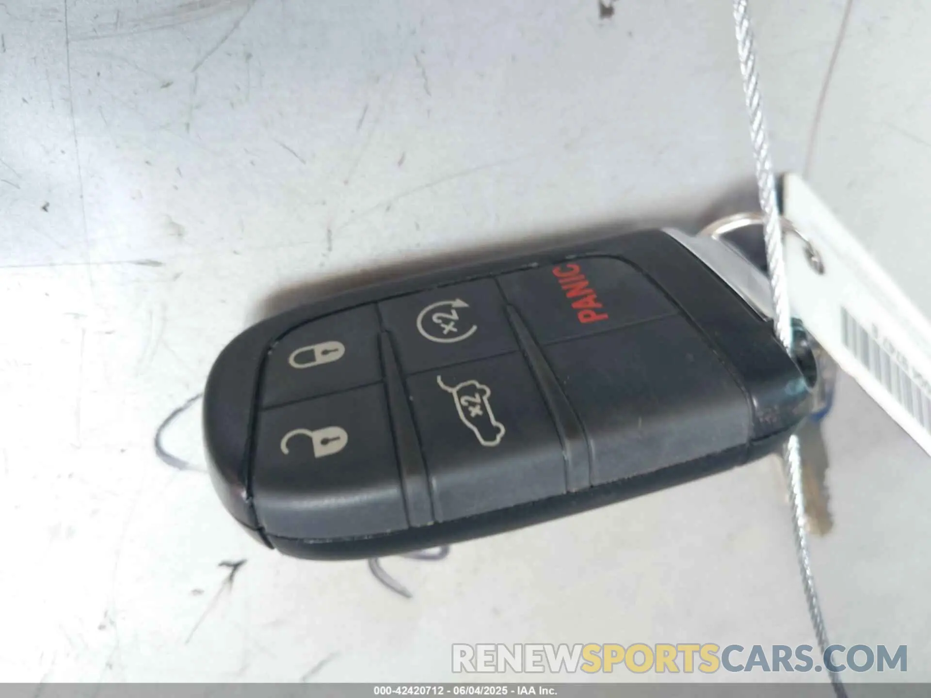 11 Photograph of a damaged car 3C4NJDBB3NT147304 JEEP COMPASS 2022