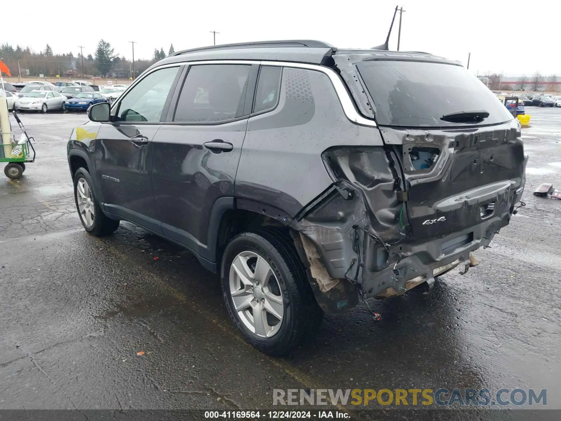 3 Photograph of a damaged car 3C4NJDBB3NT211986 JEEP COMPASS 2022