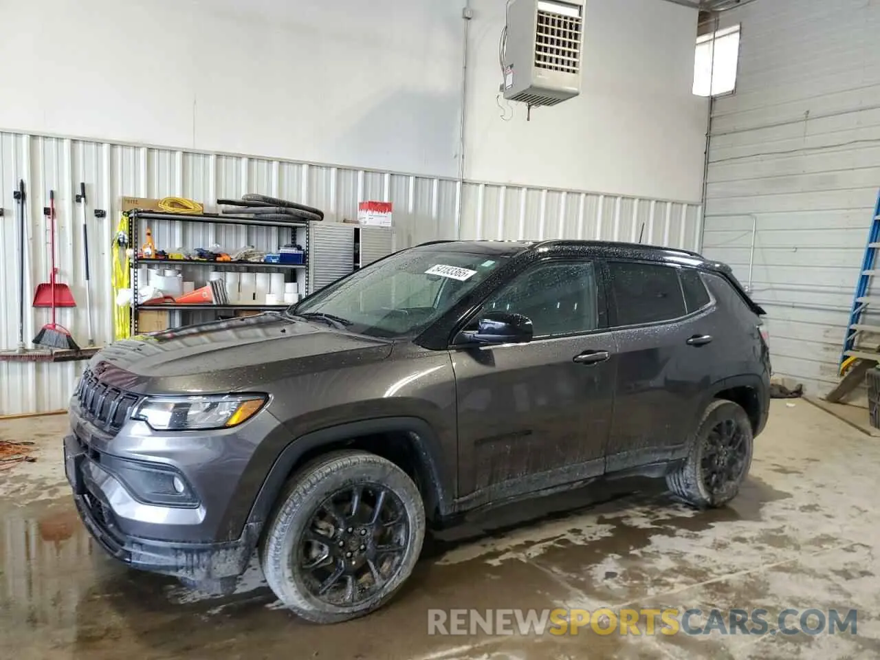 1 Photograph of a damaged car 3C4NJDBB4NT222303 JEEP COMPASS 2022