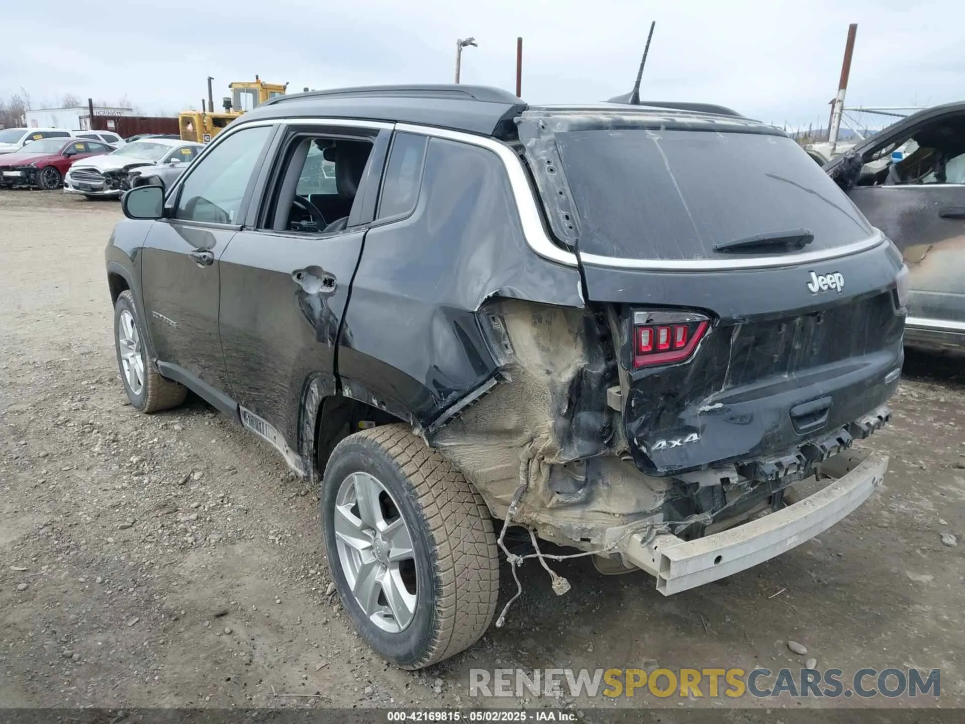 3 Фотография поврежденного автомобиля 3C4NJDBB5NT103207 JEEP COMPASS 2022