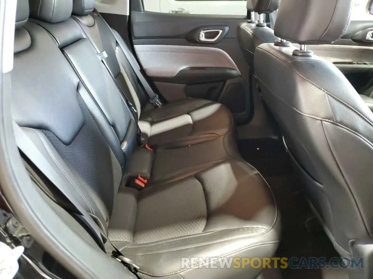 11 Фотография поврежденного автомобиля 3C4NJDBB5NT105376 JEEP COMPASS 2022