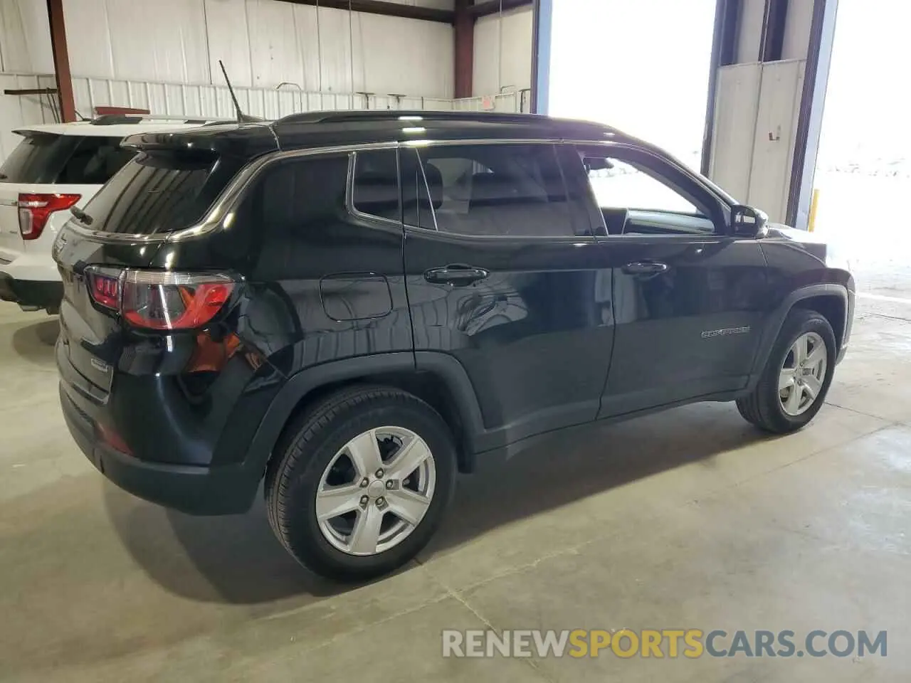 3 Фотография поврежденного автомобиля 3C4NJDBB5NT105376 JEEP COMPASS 2022
