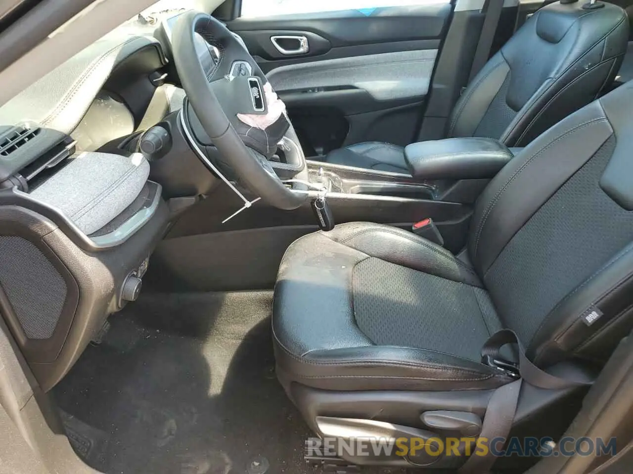 7 Photograph of a damaged car 3C4NJDBB6NT107119 JEEP COMPASS 2022