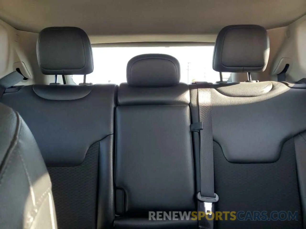 10 Фотография поврежденного автомобиля 3C4NJDBB6NT151038 JEEP COMPASS 2022