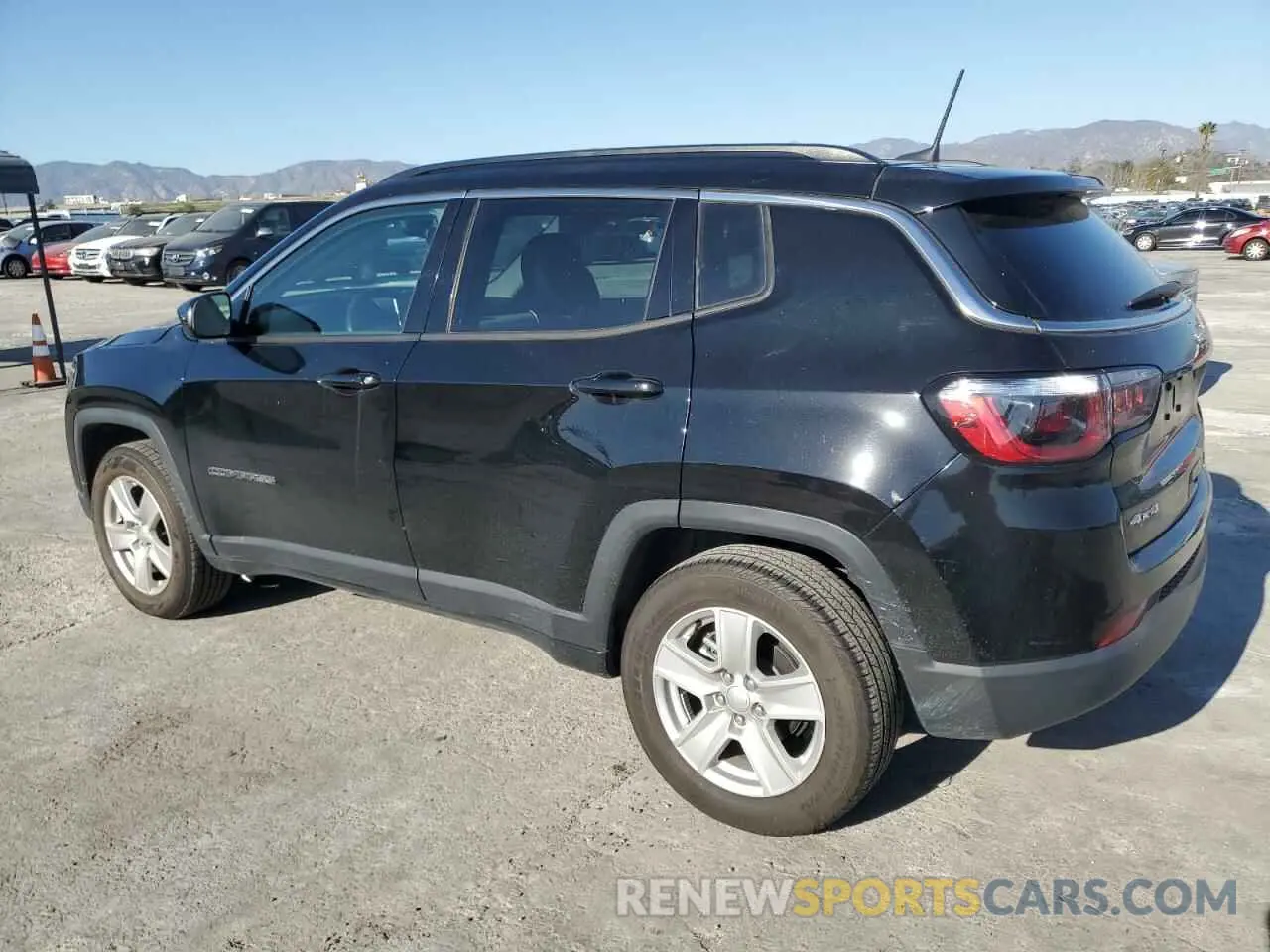 2 Фотография поврежденного автомобиля 3C4NJDBB6NT151038 JEEP COMPASS 2022