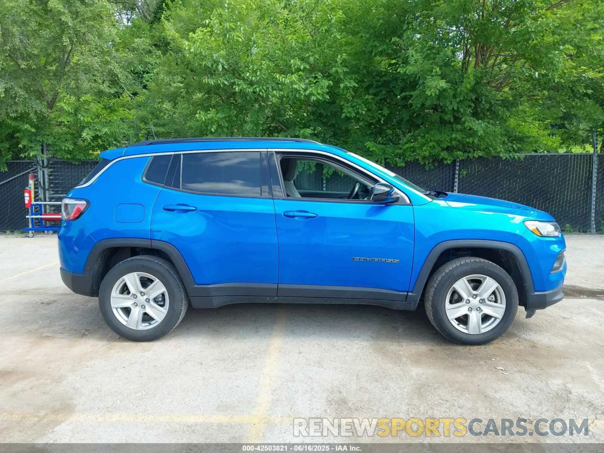 13 Фотография поврежденного автомобиля 3C4NJDBB6NT175193 JEEP COMPASS 2022