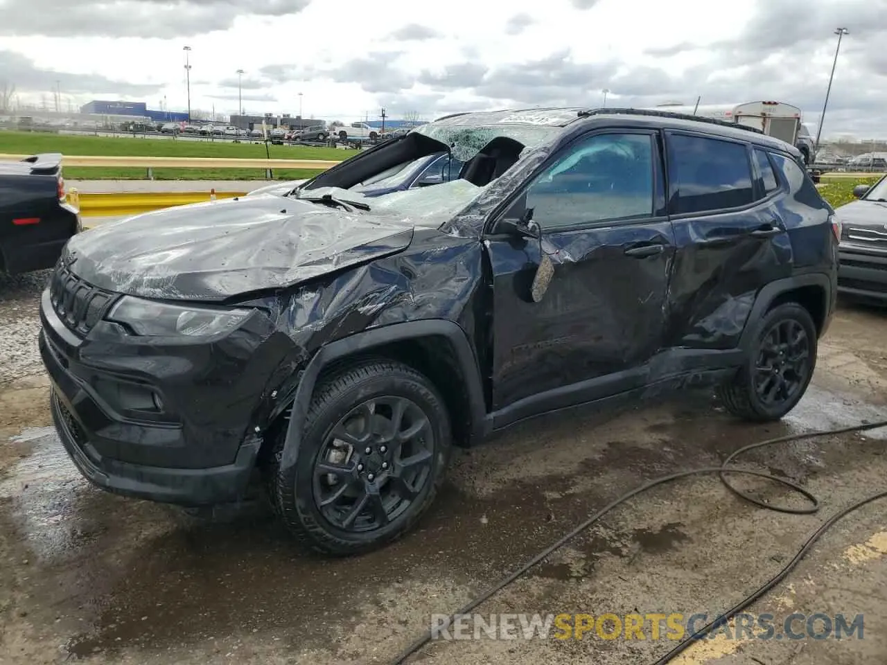 1 Photograph of a damaged car 3C4NJDBB6NT182287 JEEP COMPASS 2022