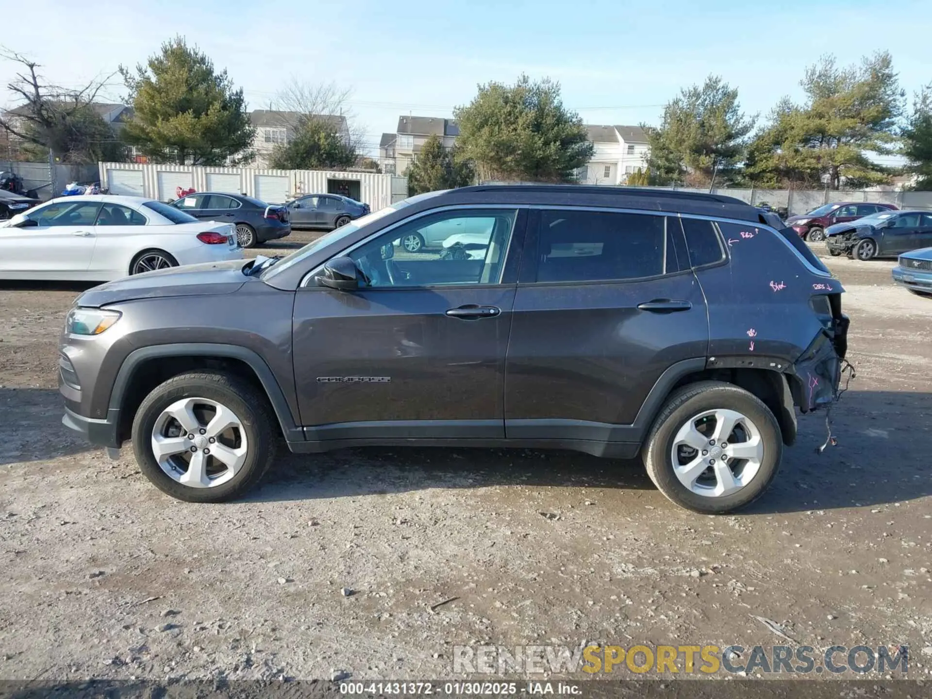 14 Photograph of a damaged car 3C4NJDBB7NT123913 JEEP COMPASS 2022